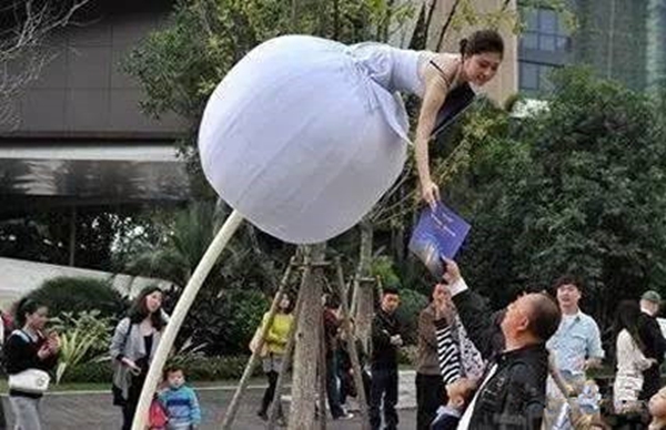 餐廳派傳單的N種姿勢 這樣發(fā)能省掉20萬的廣告費(fèi)！