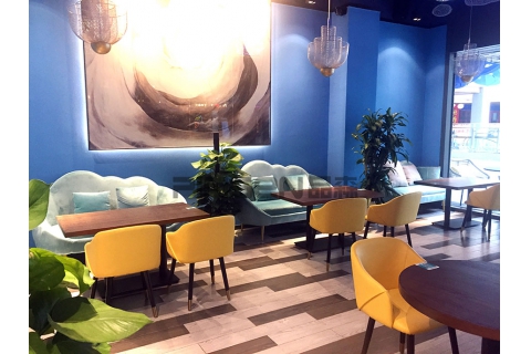 你知道西式餐廳里什么樣的桌椅最適合你嗎？